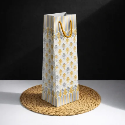 Paper Wine Bags Traditional Theme Display Shot