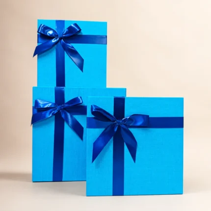 gift-box-set-of-3-square-blue-display