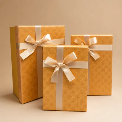 gift-box-set-of-3-with-ribbon-gold-display